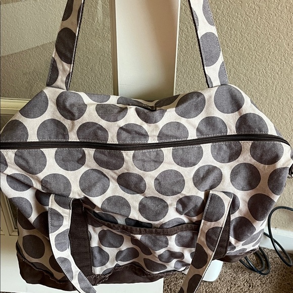 Thirty-One Retro Metro Overnight  Bag - Picture 8 of 8